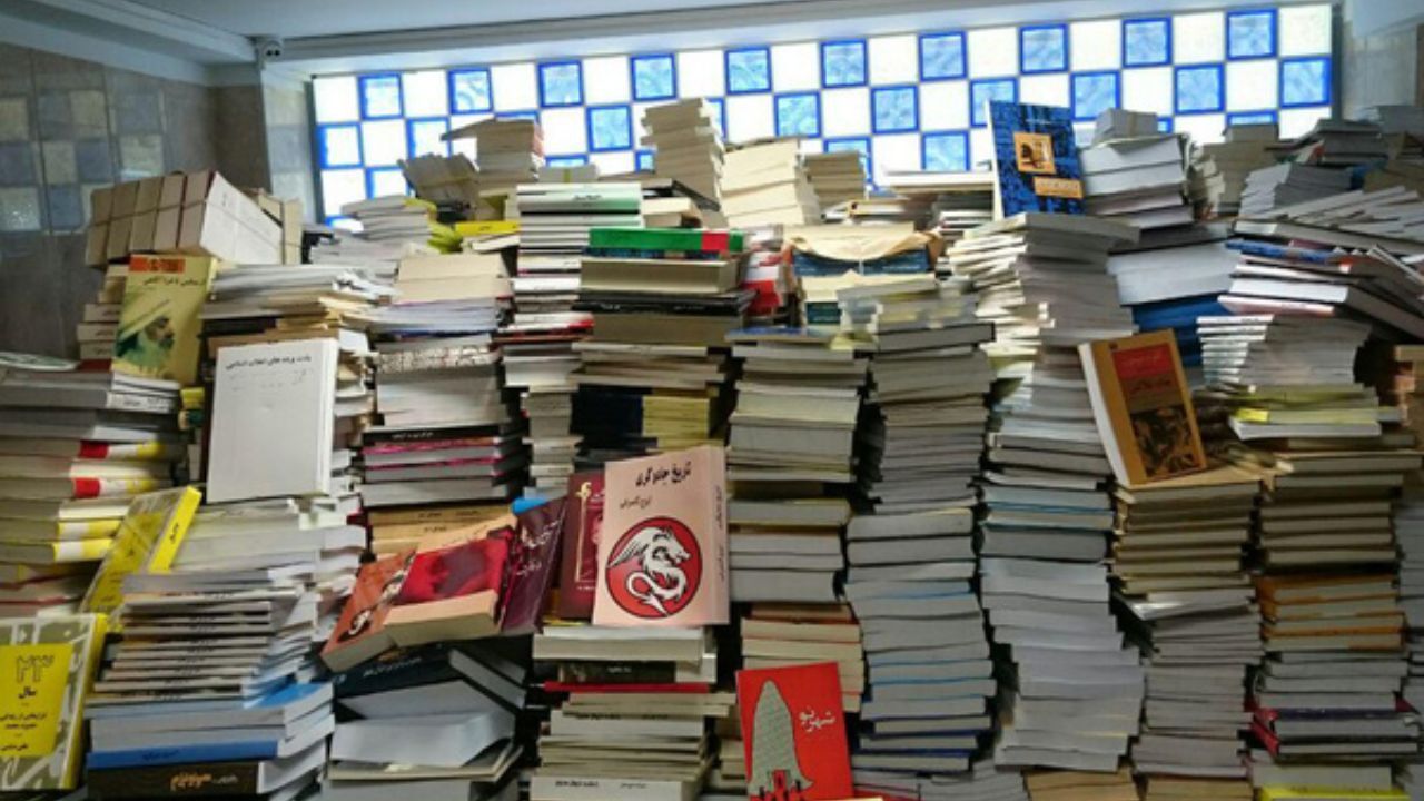 برای مبارزه با قاچاق کتاب هیچ کم‌کاری نشده است