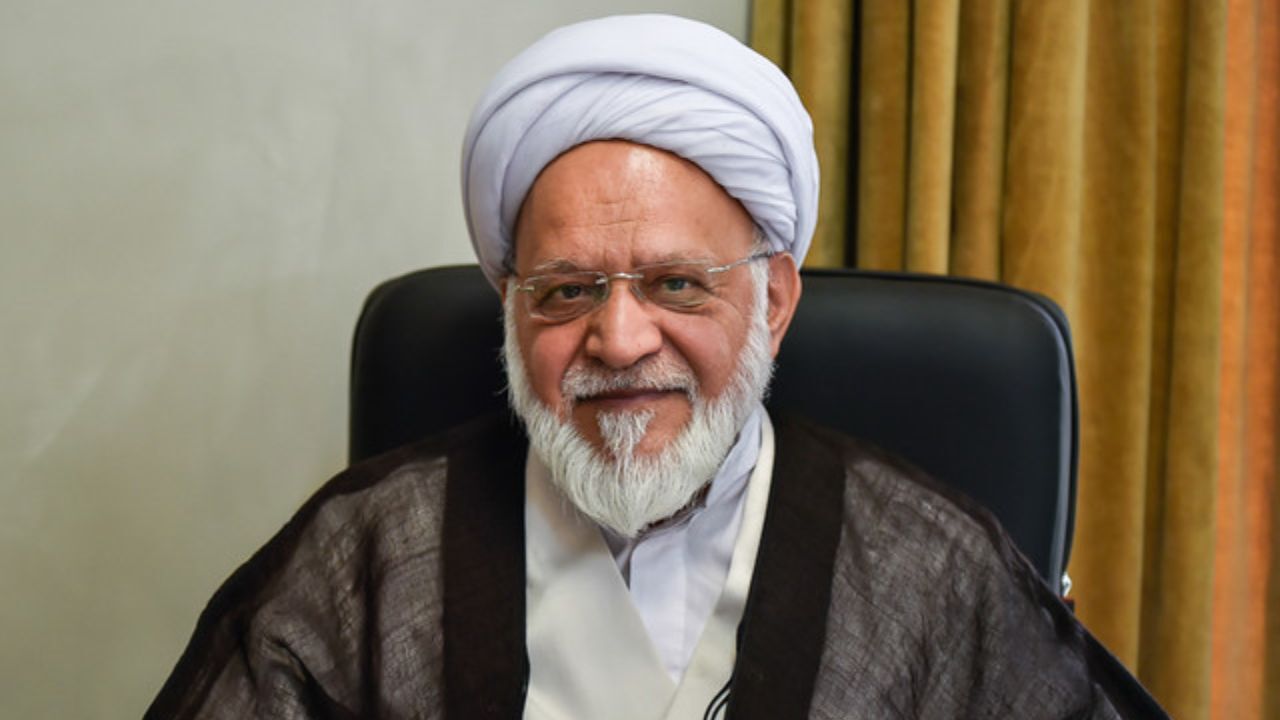 درباره حضور انتخاباتی احمدی‌نژاد پاسخی ندارم!