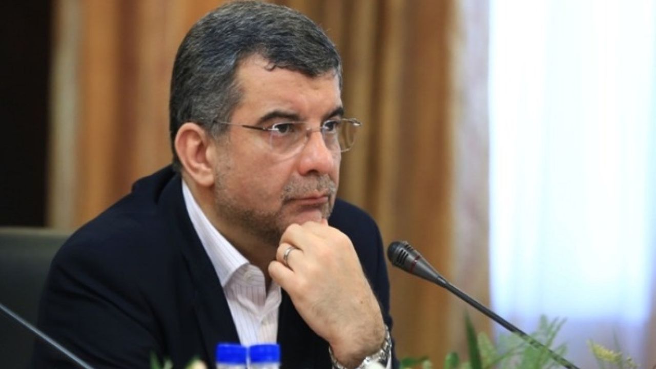 دارو باید اولویت ارز 4200 تومانی باشد