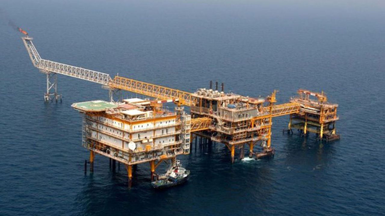 ادامه مذاکرات با چینی‌ها و هندی‌ها برای توسعه فاز 11 پارس جنوبی و میدان فرزادB