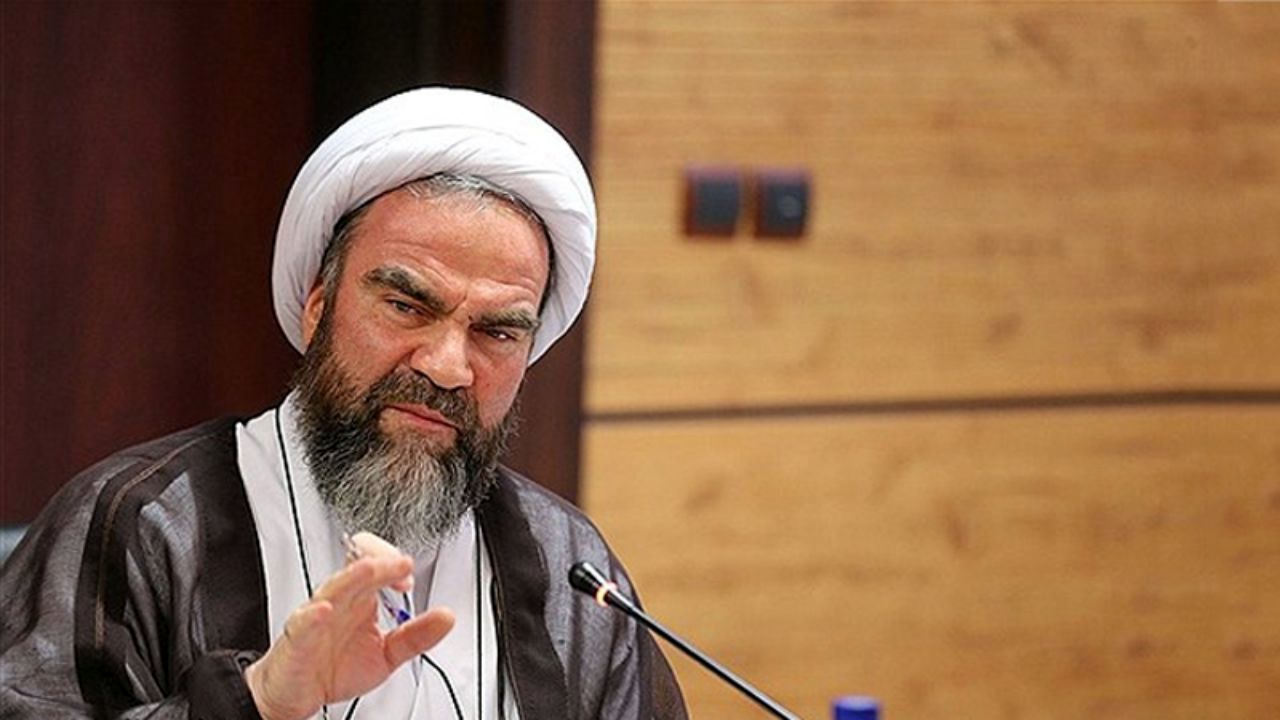 بعضی افراد افراطی به نام انقلابی‌گری می‌خواهند از رهبری جلوتر حرکت کنند/ علما باید رعایت مسائل اخلاقی و ادبیات مناسب سیاسی اجتماعی را داشته باشند/ ضرب و زور نمی‌تواند جلوی مرجعیت را بگیرد/ مردم ادبیات تند و تیز را نمی‌پسندند/ نباید مرجعیت را یک مقام حکومت