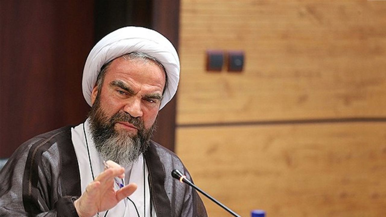 بعضی افراد افراطی به نام انقلابی‌گری می‌خواهند از رهبری جلوتر حرکت کنند/ علما باید رعایت مسائل اخلاقی و ادبیات مناسب سیاسی اجتماعی را داشته باشند/ ضرب و زور نمی‌تواند جلوی مرجعیت را بگیرد/ مردم ادبیات تند و تیز را نمی‌پسندند/ نباید مرجعیت را یک مقام حکومت