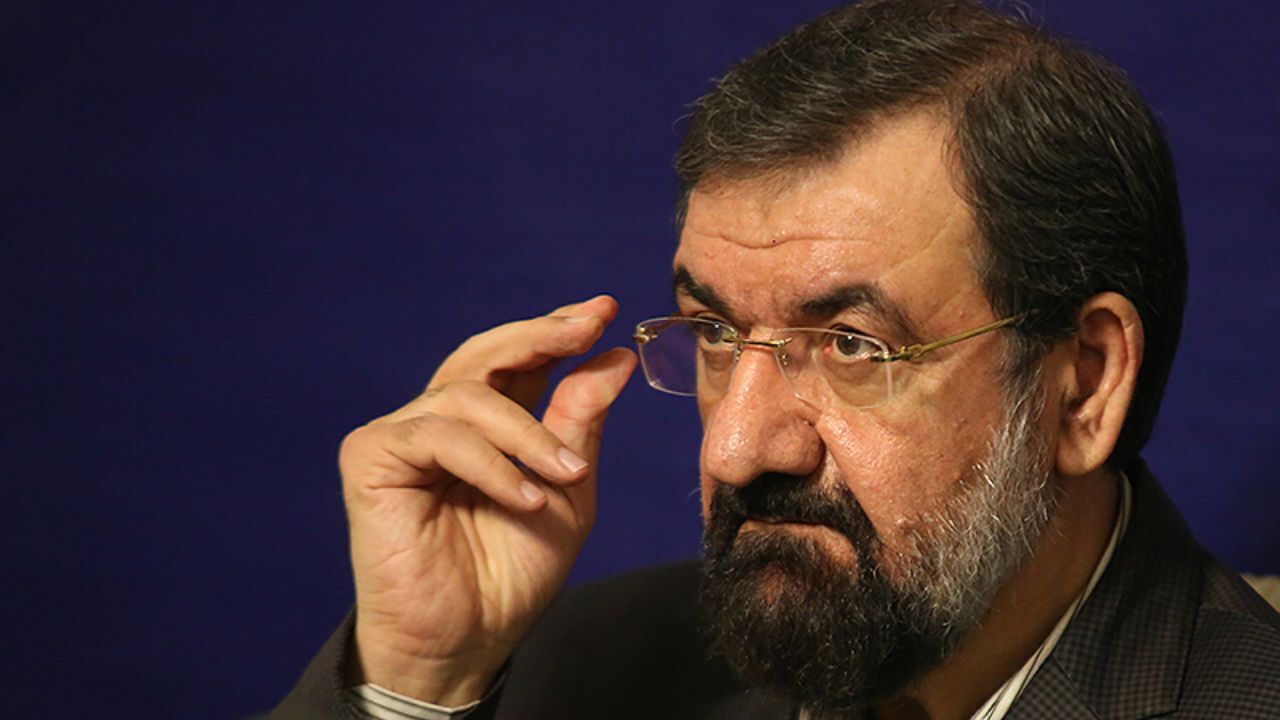 دی ماه 96 به محض ورود دولت آمریکا، مردم دست از اعتراض کشیدند/ برخی نمی‌خواهند اقتصاد و فرهنگ سالم‌سازی شود/ عظمت آمریکا در تنگه هرمز نیز شکسته شد/ آمریکا و اروپا از بیداری ایران در حوزه اقتصاد و فرهنگ هراس دارند/ ترامپ با برآورد غلط وارد صحنه شده است/ برخ