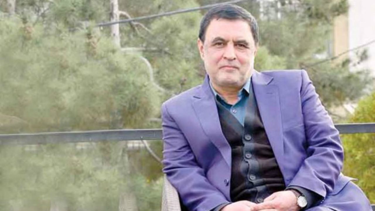 احمدی‌نژاد با هیچ کسی روی کره زمین ائتلاف نمی‌کند/ جریان سوم ریشه و ایدئولوژی سیاسی نخواهد داشت/ مرکزیت جریان اصولگرا به ایجاد ائتلاف مطلق اصرار نکند/ جریان سوم با ائتلاف قالیباف-احمدی‌نژاد به وجود نمی‌آید