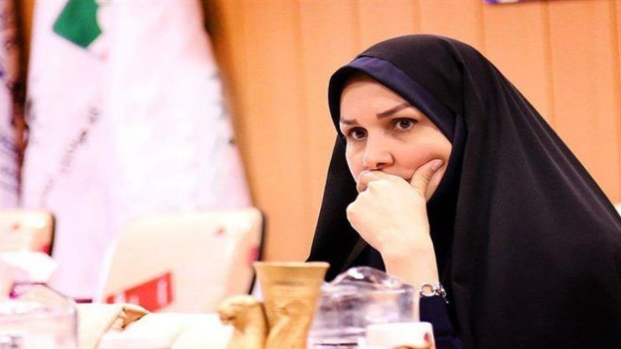 مریم منظمی نایب رئیس زنان فدراسیون کشتی استعفا کرد