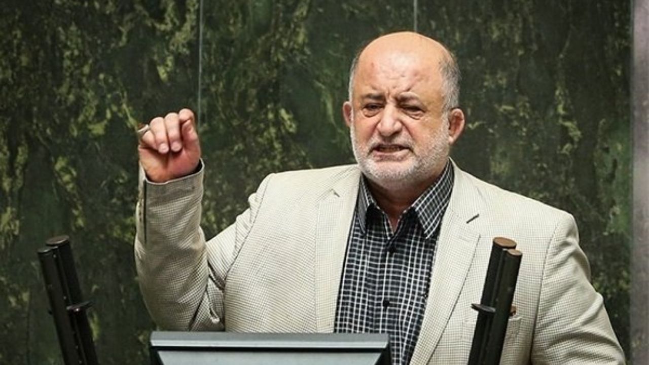 دولت پاکدستی رجایی و باهنر را سرلوحه خود قرار دهد