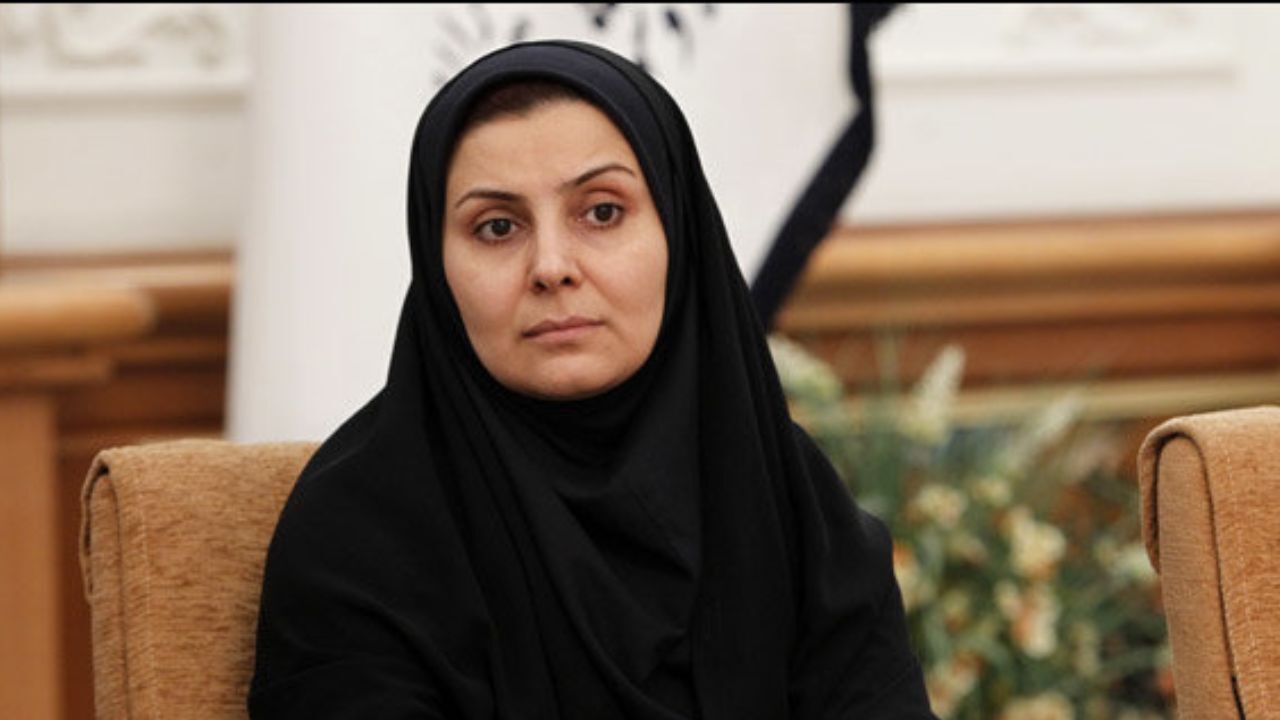 احمدآباد مستوفی به شهر تبدیل شد