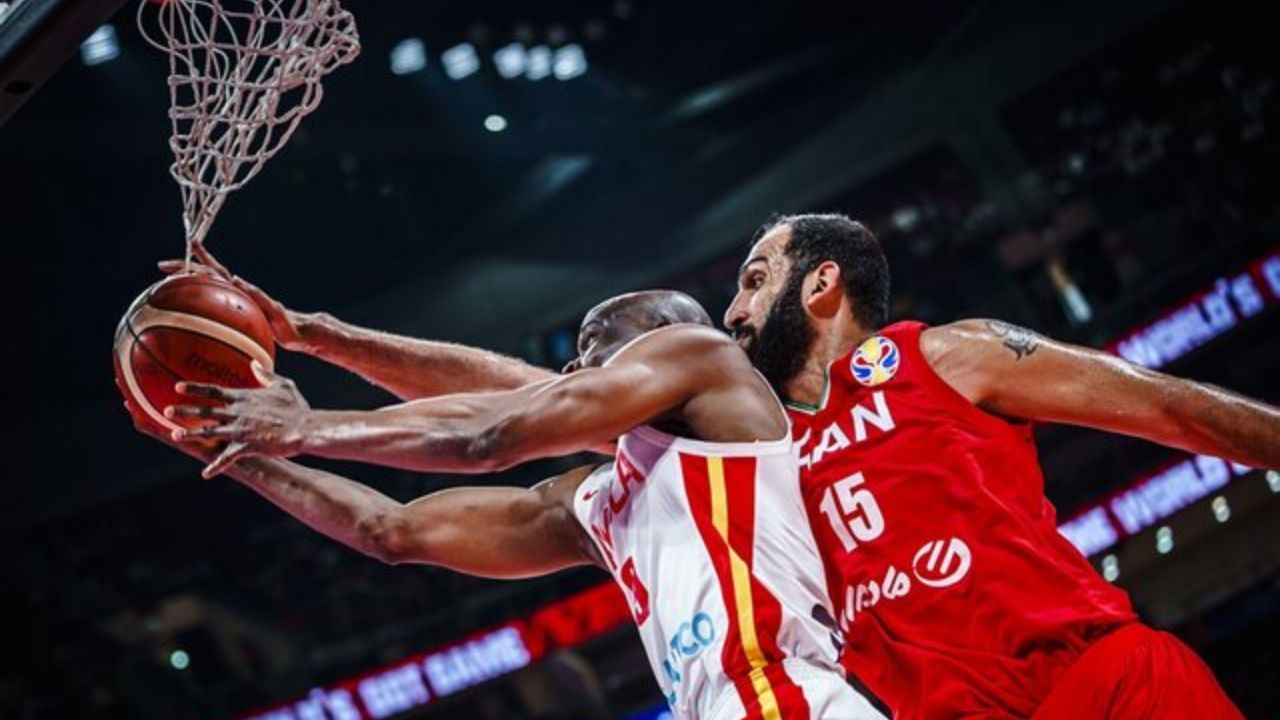 ایران اولین پیروزی خود را مقابل آنگولا به دست آورد