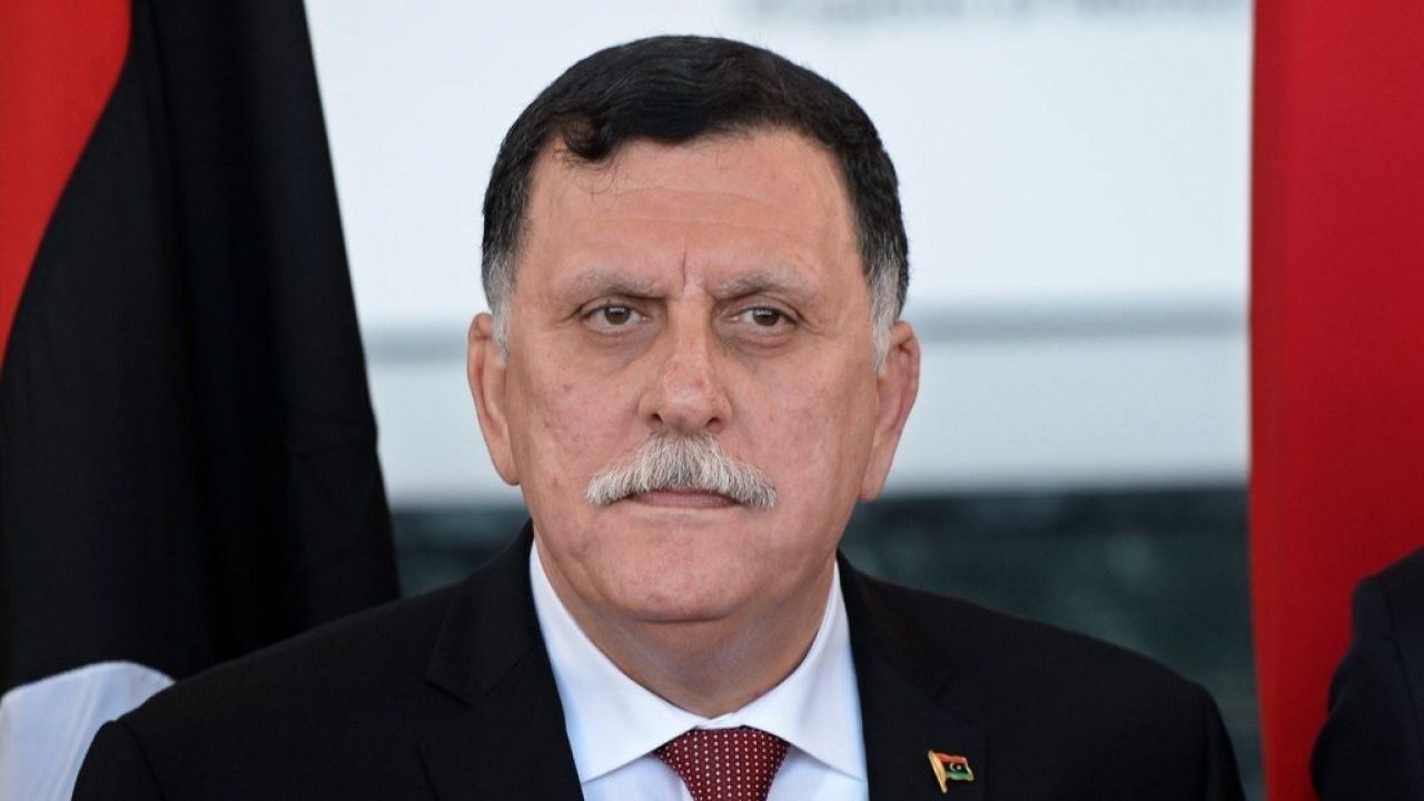 دیدار با بیگانگان مشروط به اجازه دولت وفاق ملی شد