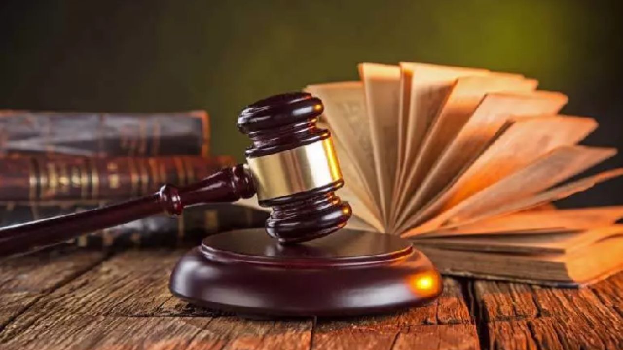 آزمون قضات 98 برگزار شد/ نتایج، مهرماه اعلام می‎شود