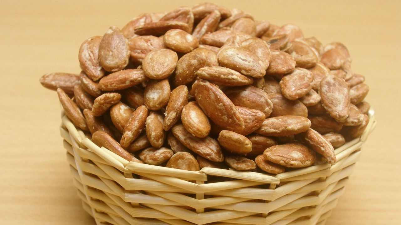 کشف تریاک در تخمه ژاپنی + ویدئو
