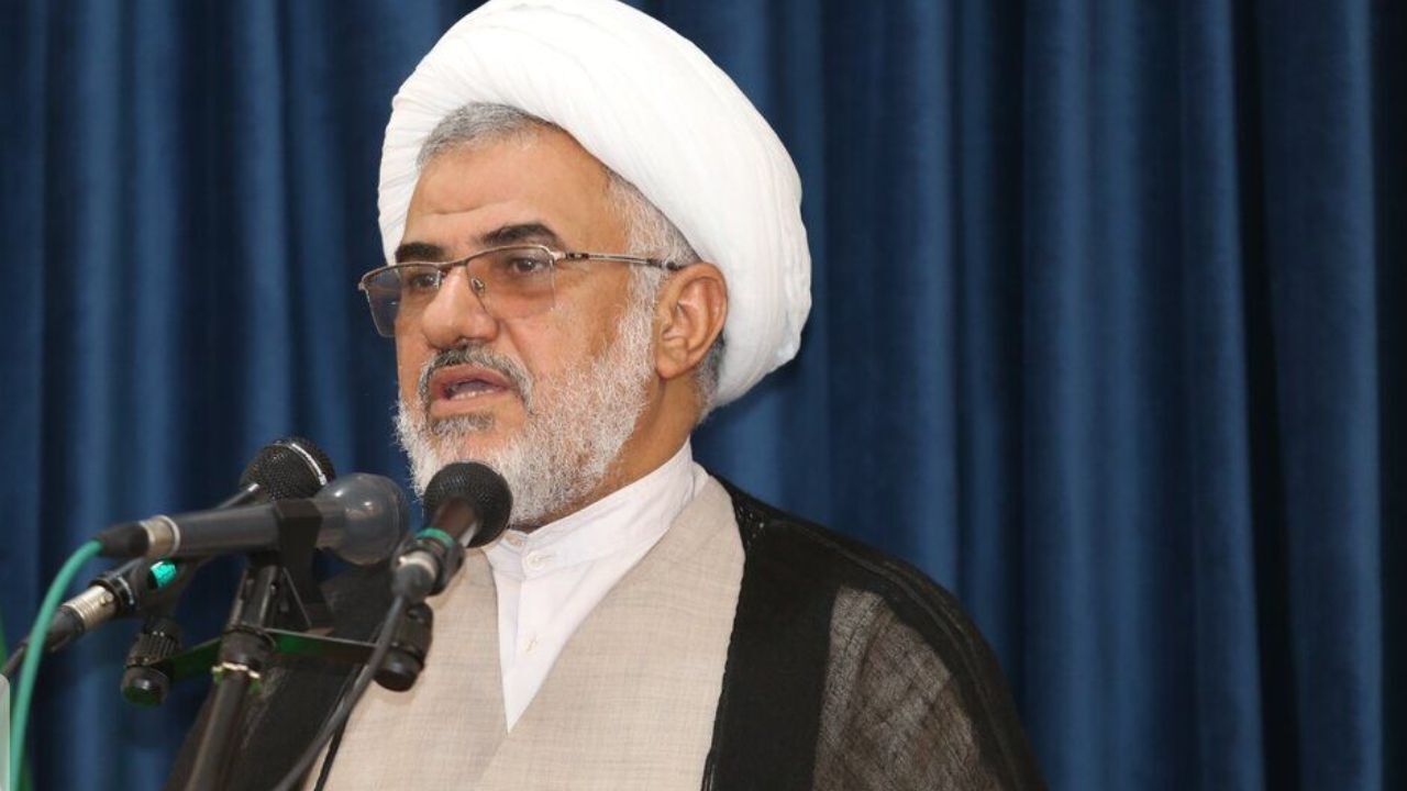 عاشورا دنیا را در برابر جهان کفر و استکبار بسیج می‌کند