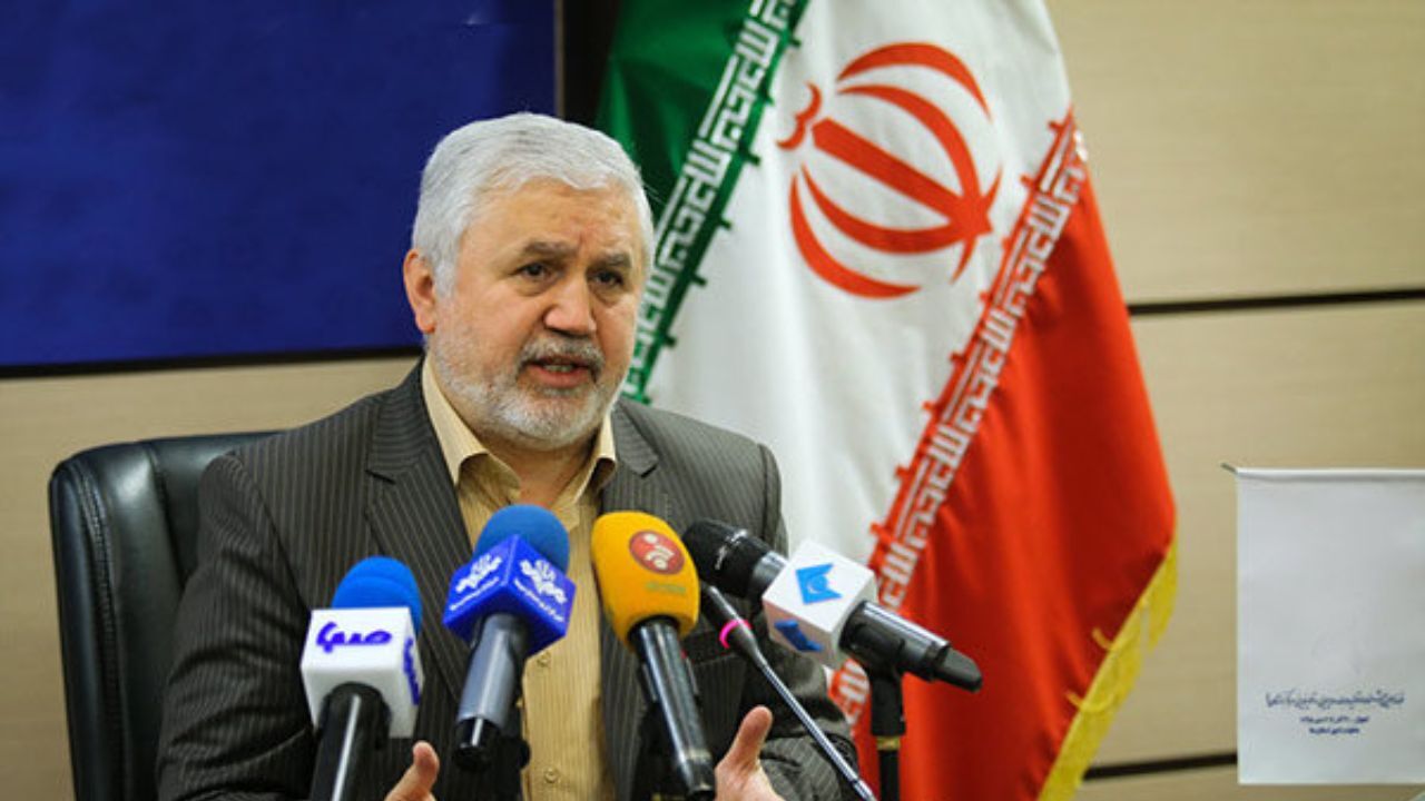 تولید برنامه‌های مشترک رادیویی با کشورهای همسایه تقویت شود