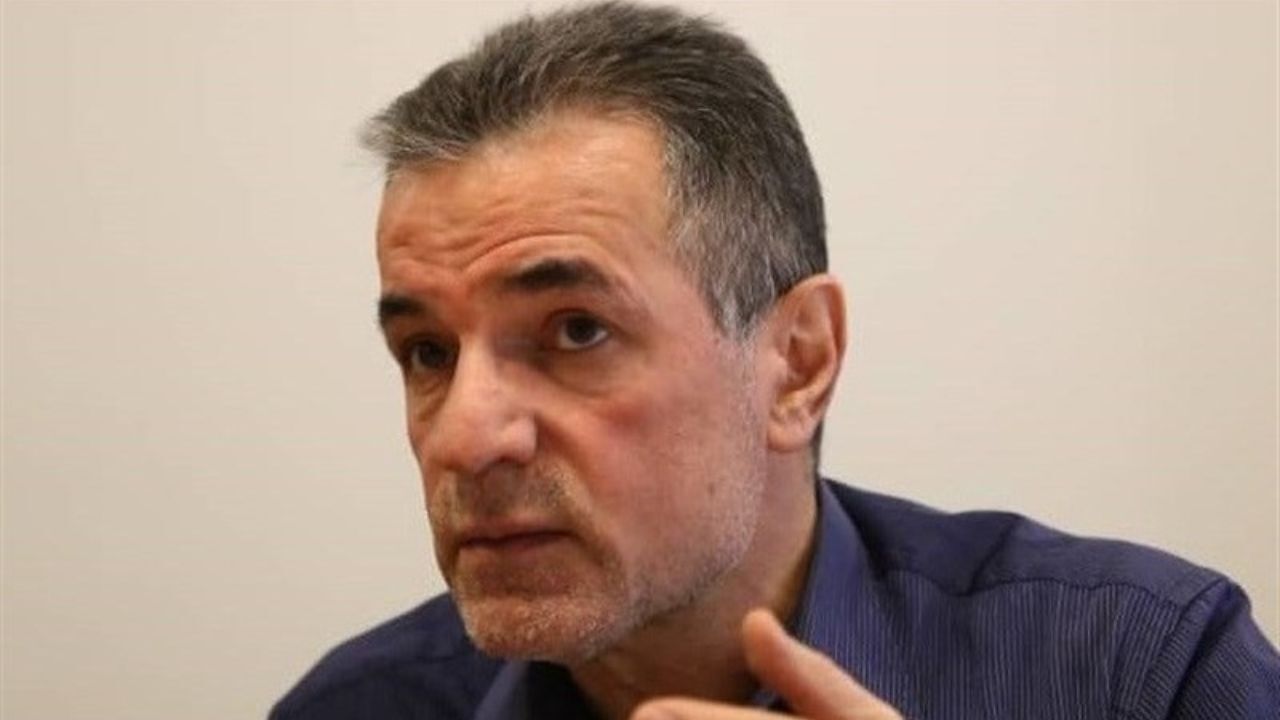 تاج قول همکاری مبنی بر اهدای جام سوپرکاپ داده است