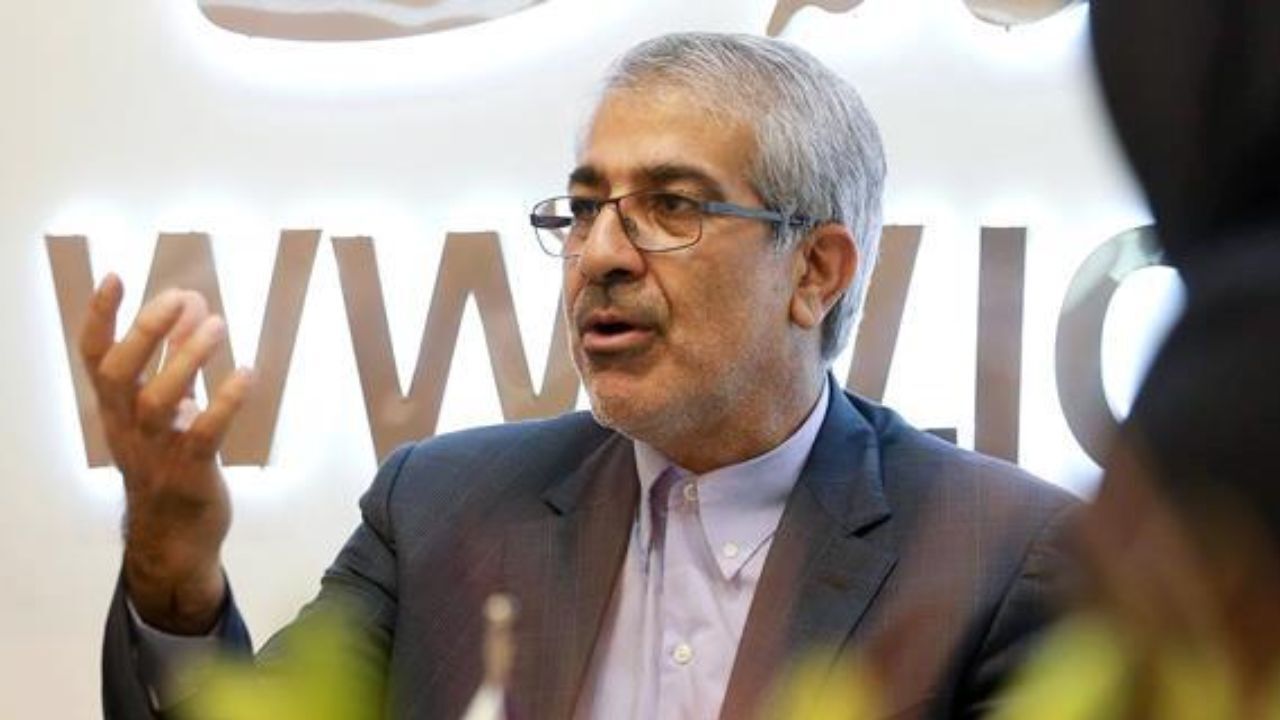محیط‌ زیست مجوز انتقال آب از دریای خزر را نداده است/ انتقال آب خزر تبعات غیرقابل جبرانی برای اکوسیستم دارد/ رئیس‌جمهور آب خلیج‌فارس را به سمنان منتقل کند/ پروژه بزرگ انتقال آب از خلیج‌فارس به بخش مرکزی و شرق ایران در دست مطالعه و اجراست