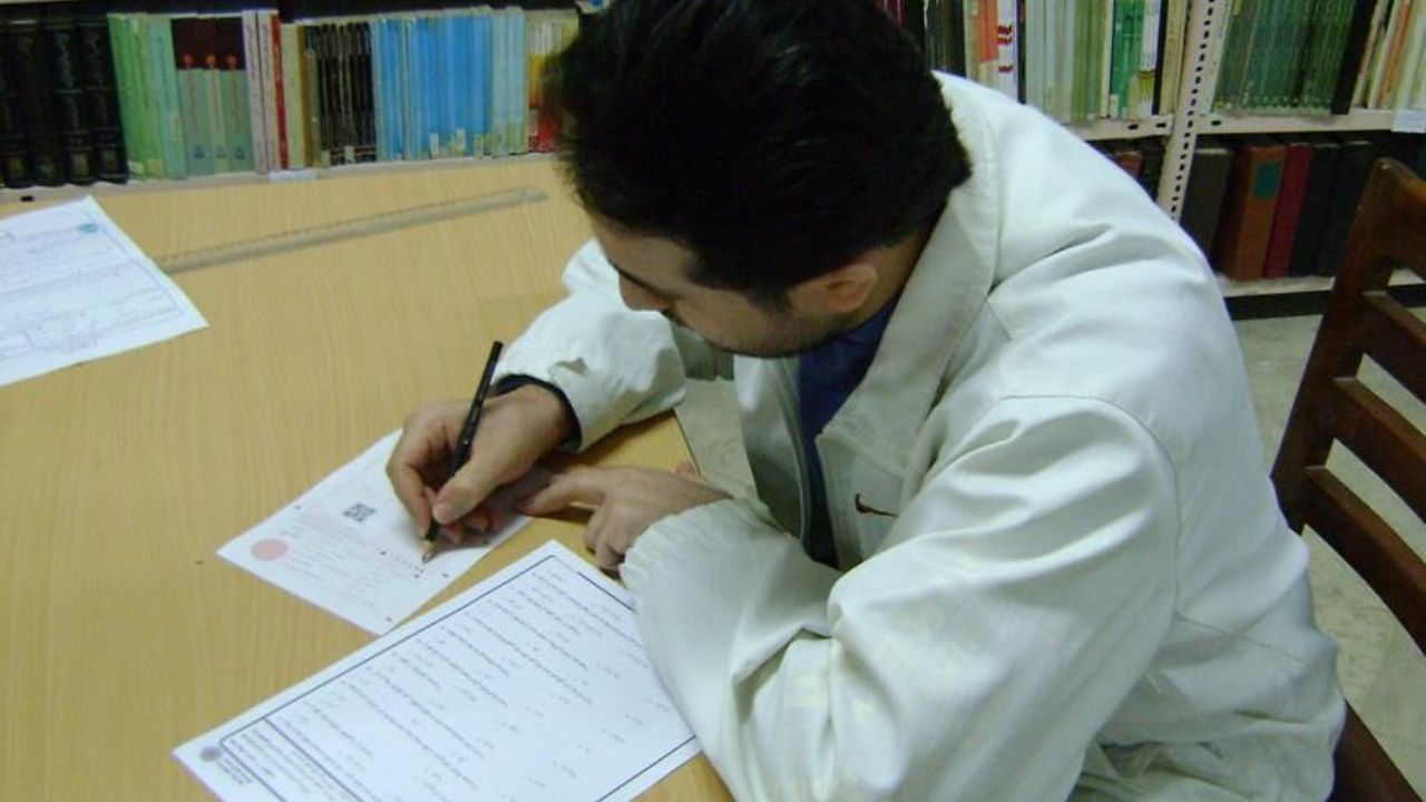 پذیرفته شدن 4 مددجوی زندان رجایی‌شهر در مقطع کارشناسی‌ارشد