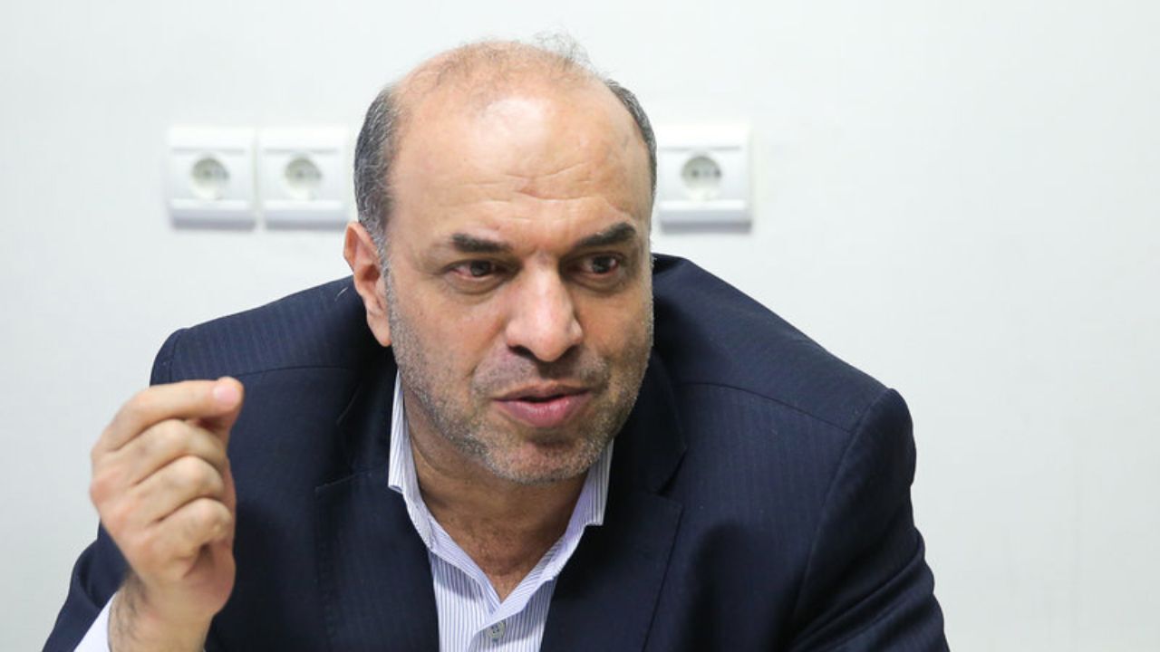 فساد را هیولای هزار سر می‌دانم/ ریشه فساد در سه مورد قوانین،‌ نظارت و مدیریت است