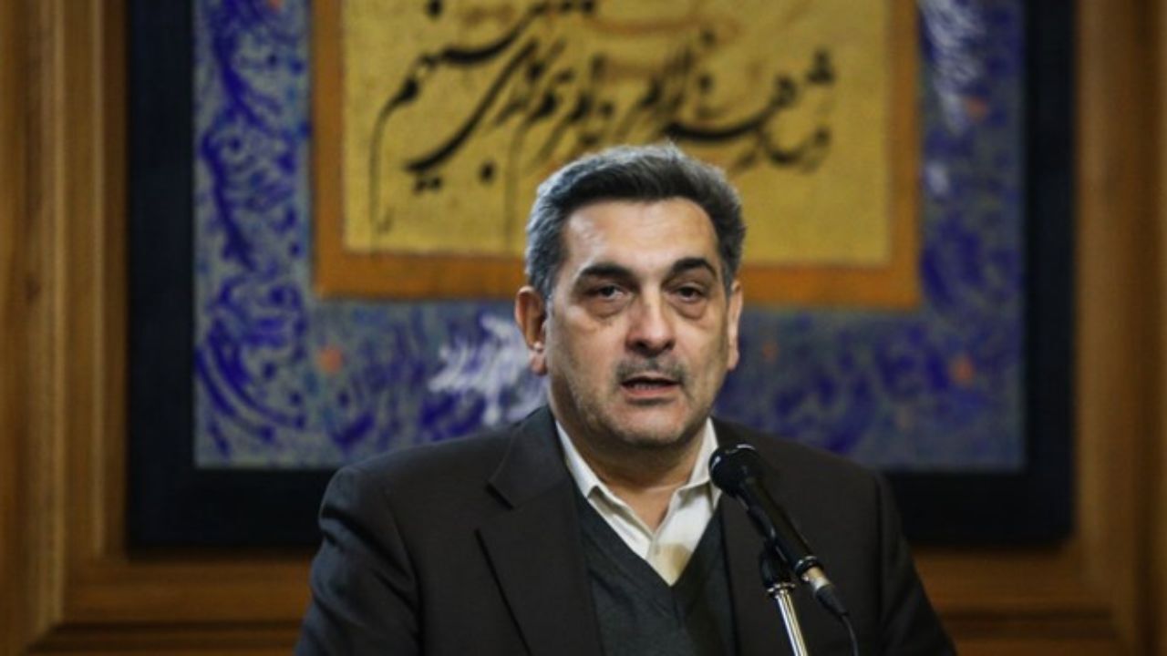 حناچی 2 تذکر گرفت/ حجت نظری: طرح جدید ترافیک باعث کاهش آلودگی هوا نشد/ حسن رسولی: لایحه مربوط به رشته‌های تحصیلی به شورا ارائه نشده است