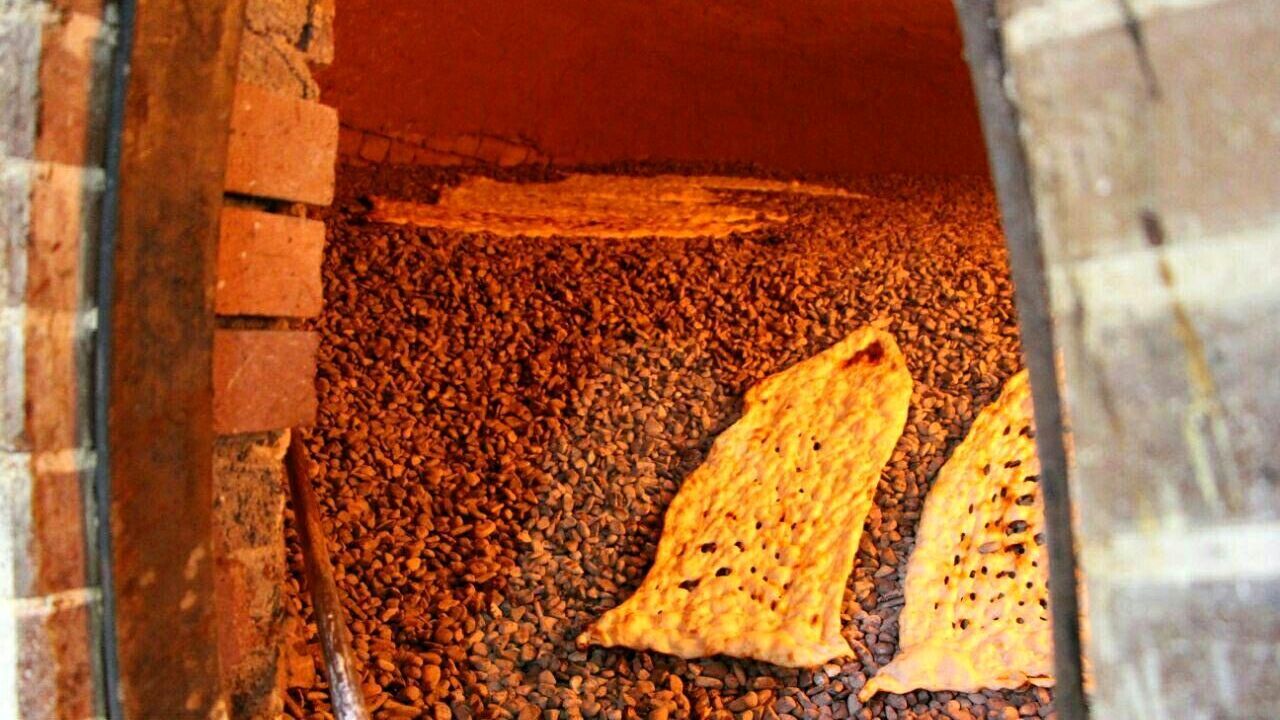برخی نانواها خودسرانه قیمت نان را افزایش داده‌اند