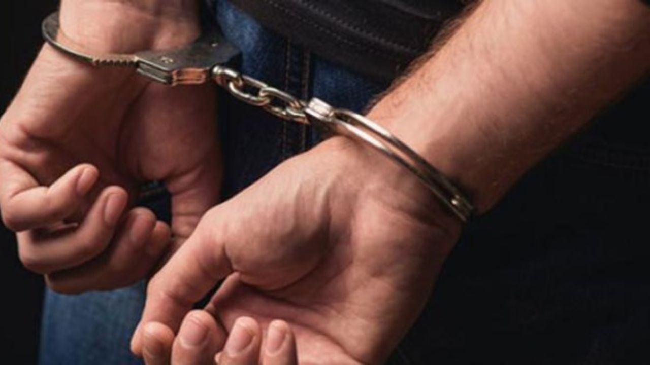 سارق درهای امامزاده در حسن‌آباد دستگیر شد