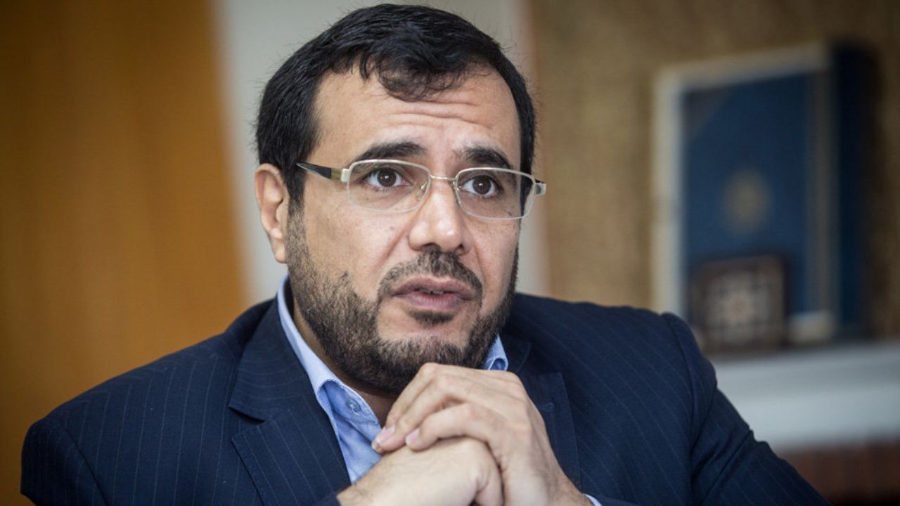 یکی از سازوکارهای پیشگیری از انحراف و خطا افزایش شفافیت‌ها در جامعه است/ اعلام دارایی مسئولان موجب از بین رفتن زمینه تخلفات می‌شود