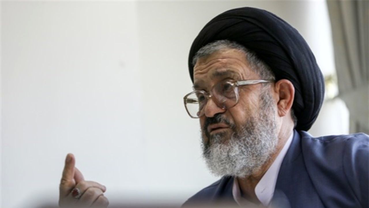 قرار شد حاج‌آقا ناطق به جلسات جامعه روحانیت مبارز بازگردد/ ناطق‌نوری نمی‌تواند حلال مشکلات باشد