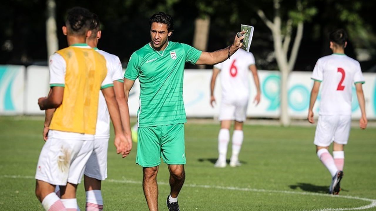 فرهاد مجیدی پاسخ تماس فدراسیون را نمی‌دهد