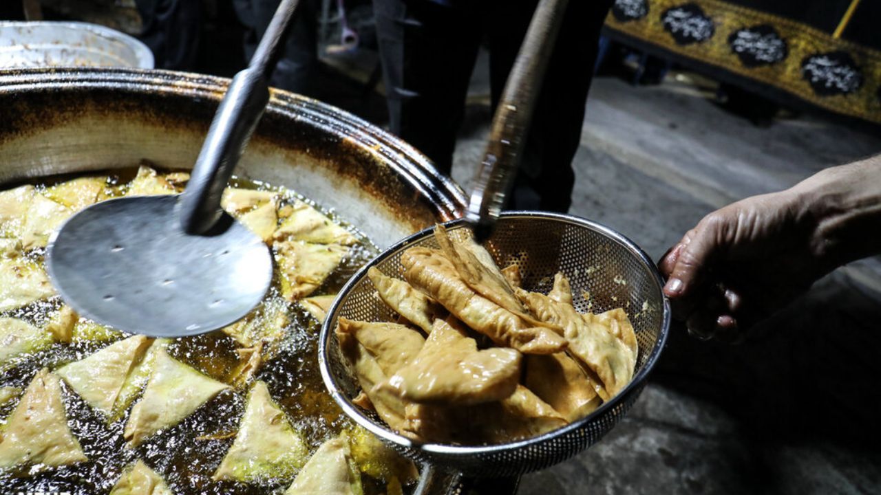 خدمت‌رسانی به زائران اربعین حسینی در مسیر چزابه + ویدئو