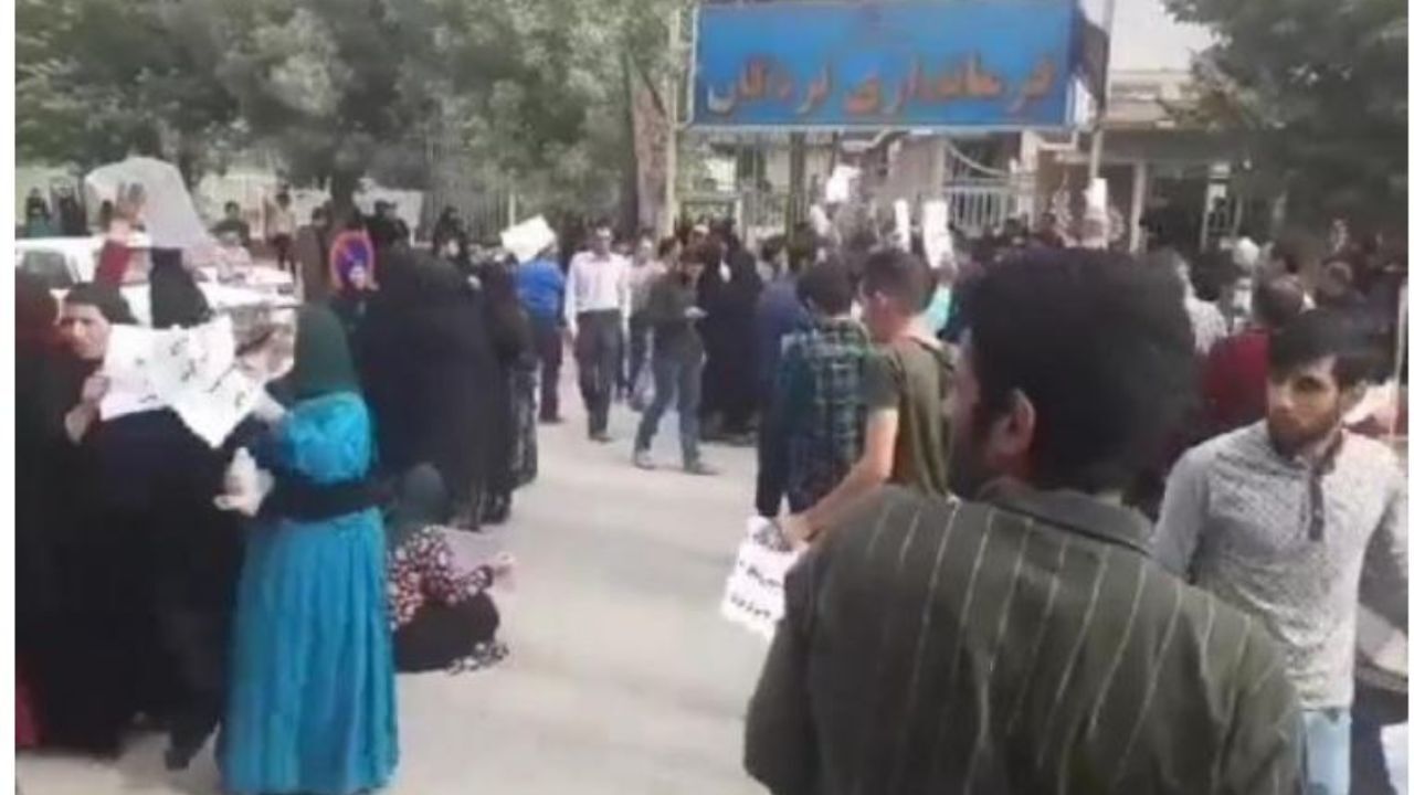 ایدز از کجا وارد روستای «چنارمحمودی» شد؟/ مردم روستای «چنارمحمودی» آرامش ندارند