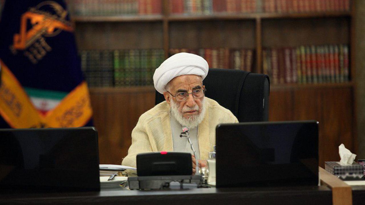 آیت‌الله جنتی از مسکوت ماندن طرح اصلاح قانون انتخابات انتقاد کرد