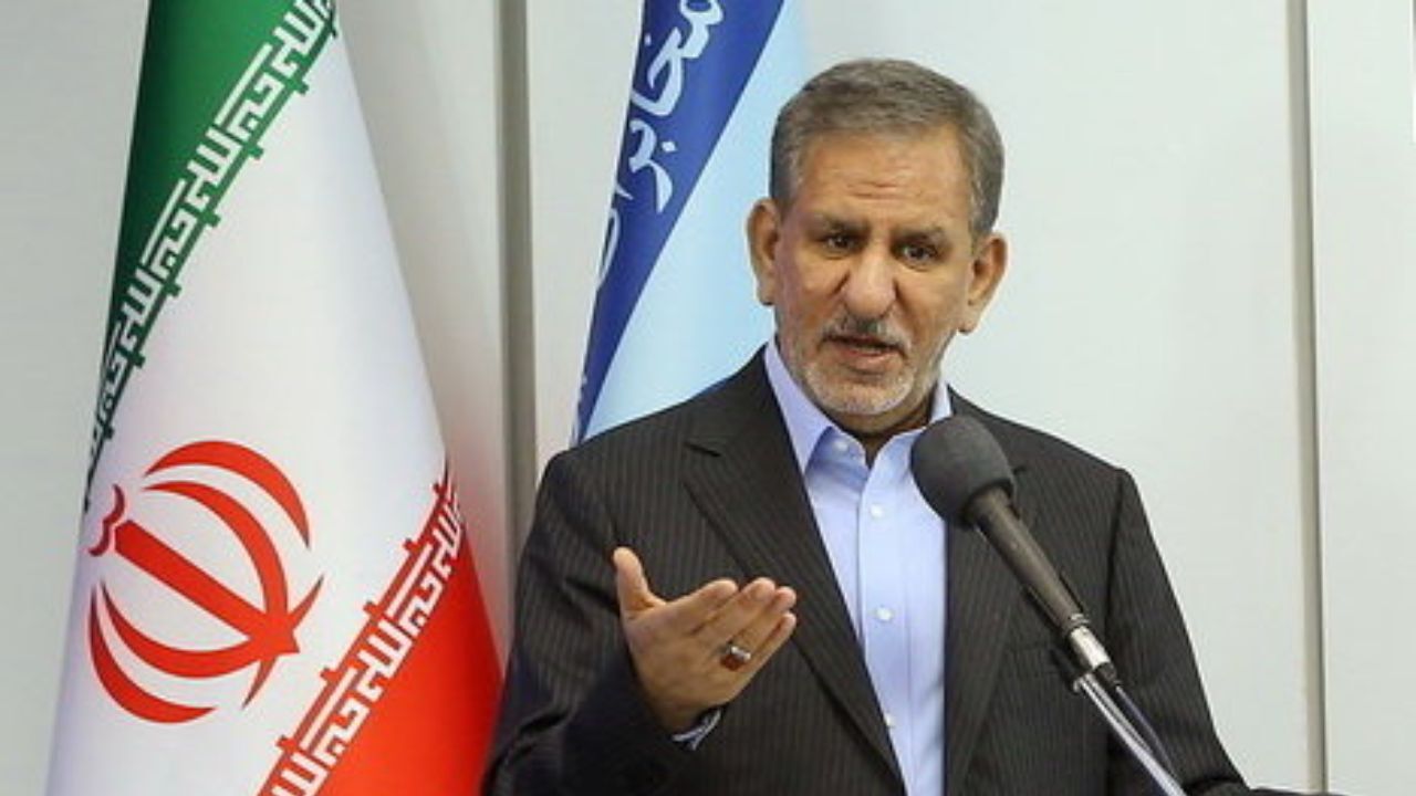 کارنامه دولت با سرفرازی و افتخار قابل دفاع است/ میزان برداشت ایران از میادین مشترک گازی افزایش داشته است/ دولت مطبوعات را بلندگوی تبلیغاتی خود نمی‌خواهد/ عده‌ای با انگیزه سیاسی در داخل به القای ناتوانی مسئولان در حل مشکلات دامن می‌زنند