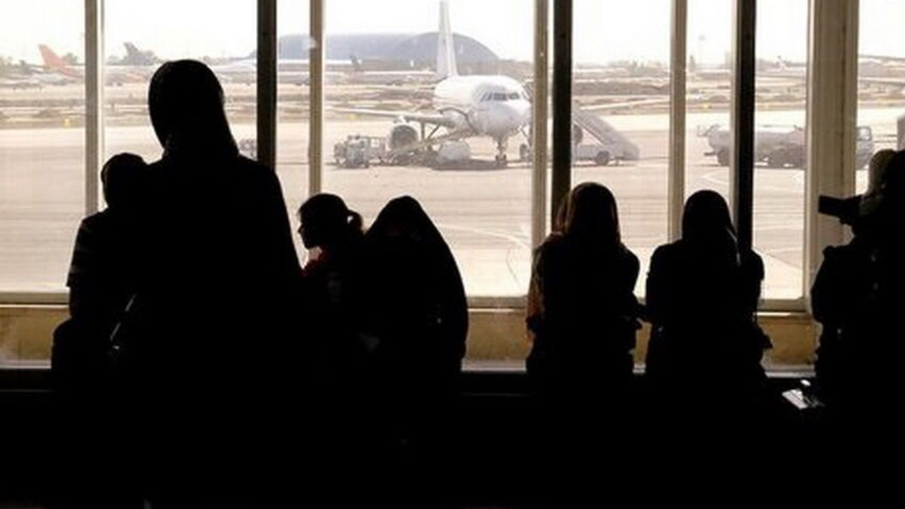 همسر کاووس سیدامامی از ایران رفت