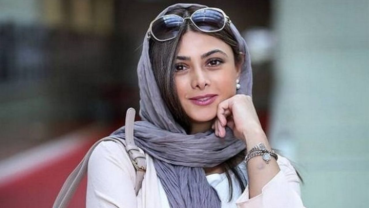 آزاده صمدی با نمایش «آن دیگری» به روی صحنه می‌رود