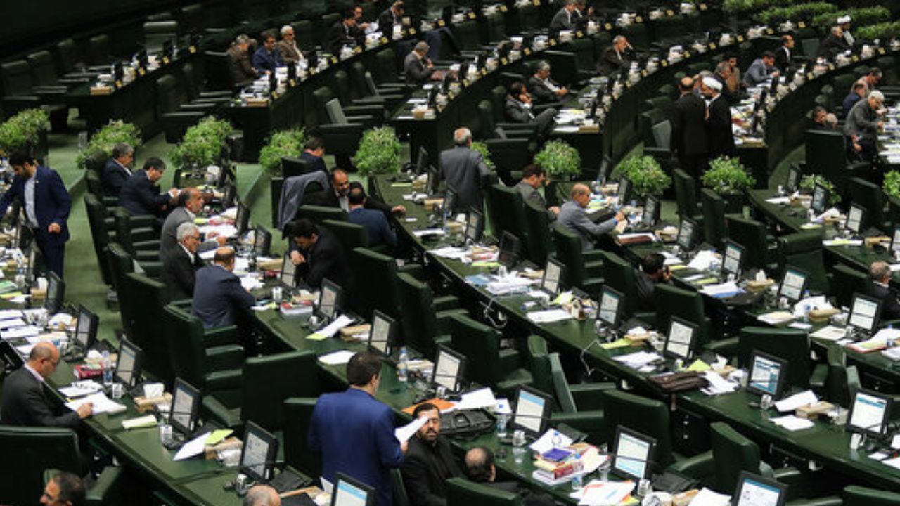 اعلام وصول سوالات نمایندگان از 3 وزیر دولت