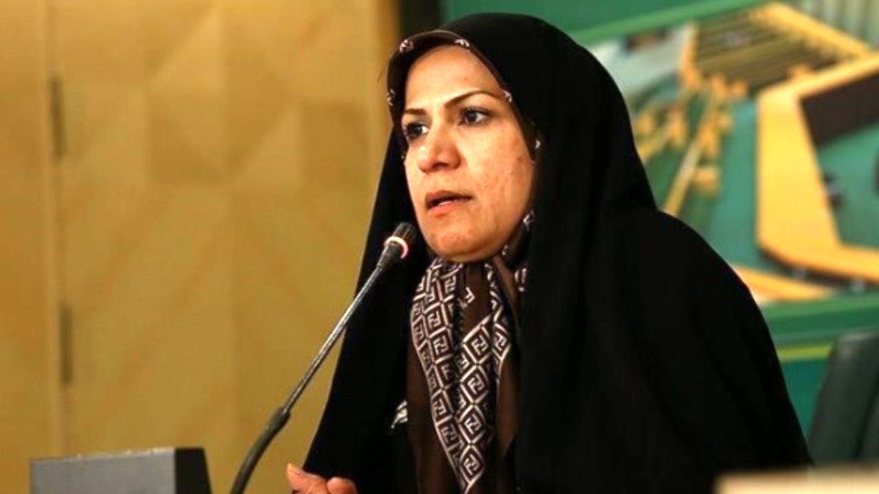 مدیران عالی کشور در بیان سخنان خود ادب سیاسی را به نمایش بگذارند