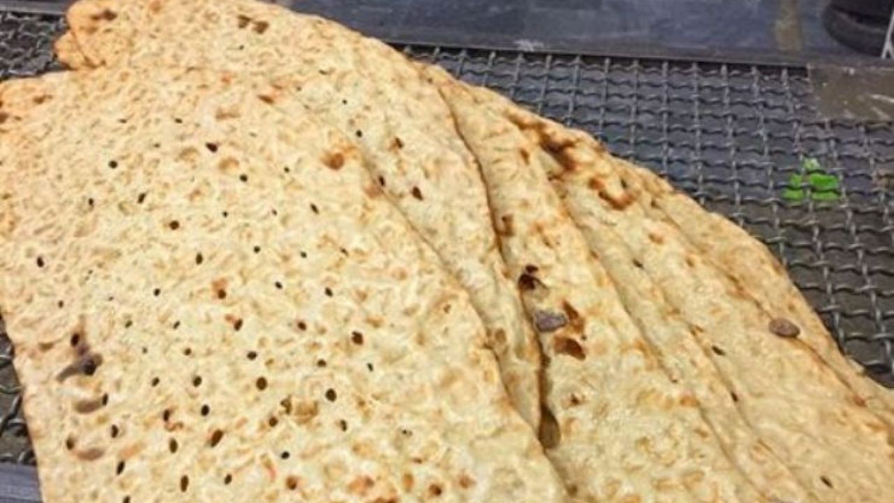نانوایی‌ها ملزم به درج قیمت‌ و وزن چانه نان هستند
