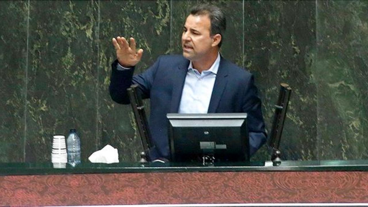 در مبارزه با فساد از بزرگنمایی و تبلیغات پرهیز شود
