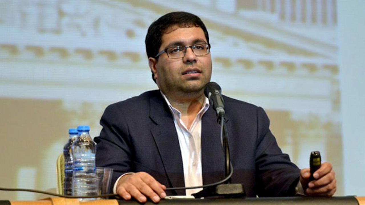 ایران اولین کشوری است که بازار آتی پسته دارد