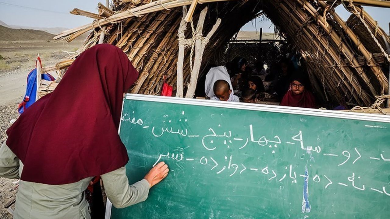 دنبال کپرزدایی مدارس نیستیم/ مدارس کپری بخشی از معماری اقلیم‌هاست