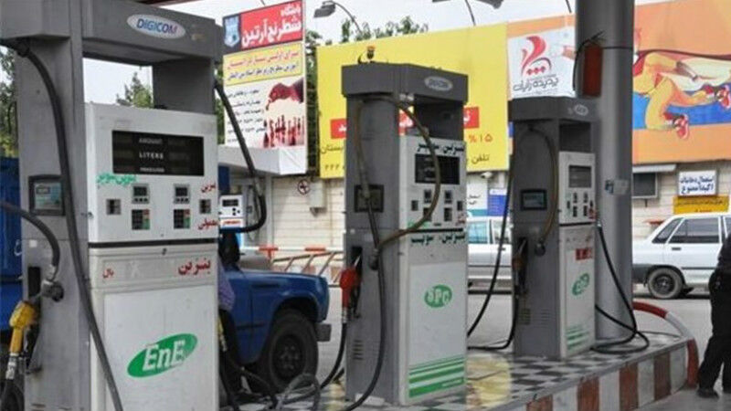 عرضه بنزین سوپر عملا قطع شده است