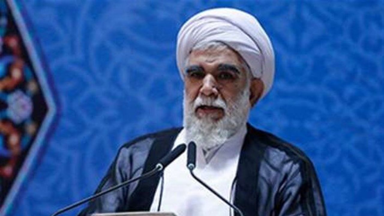 مسئولان برای اقتدا به پیامبر اکرم، مشکلات مردم را حل کنند