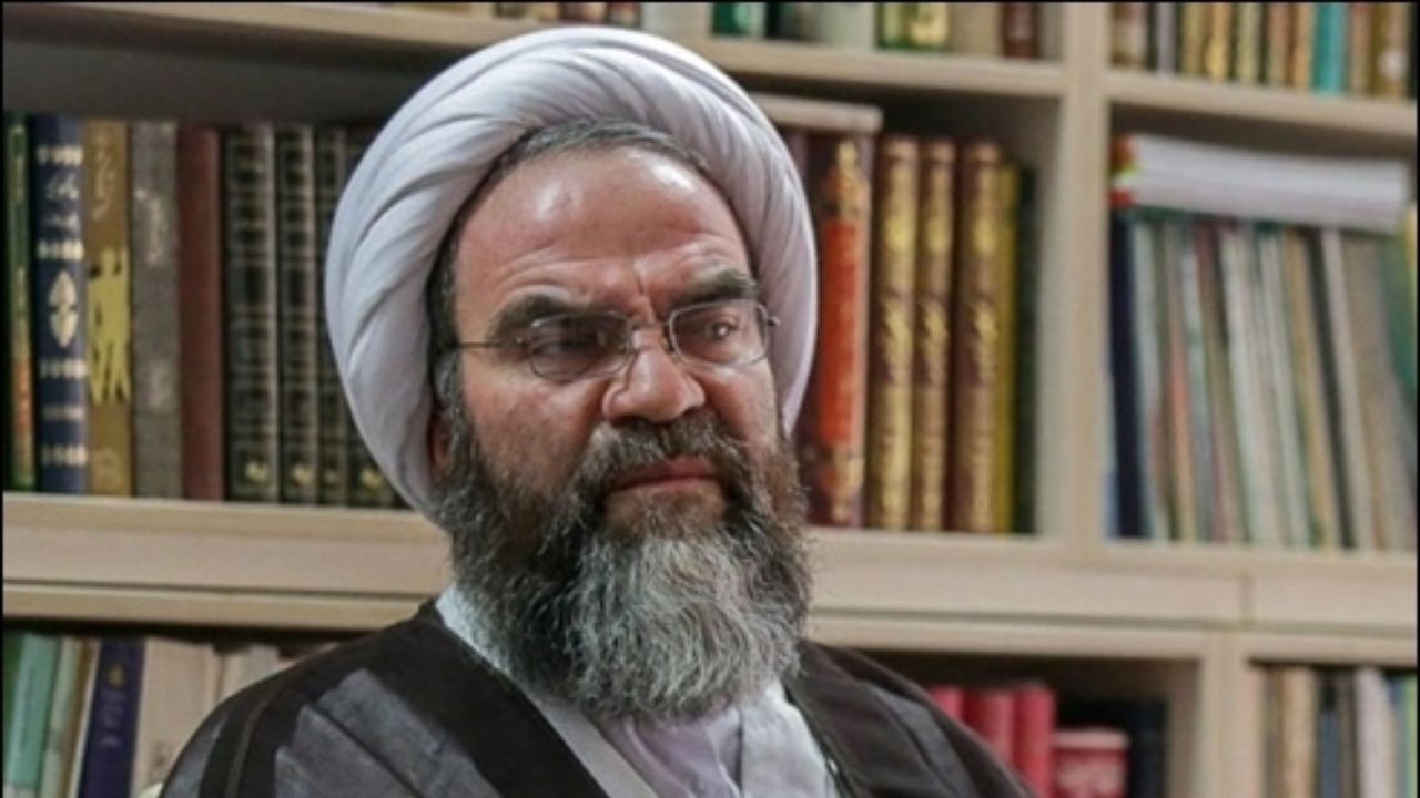 سیاسی‌کاری اثر منبر را کم می‌کند/ منبر مردم تریبون خداست