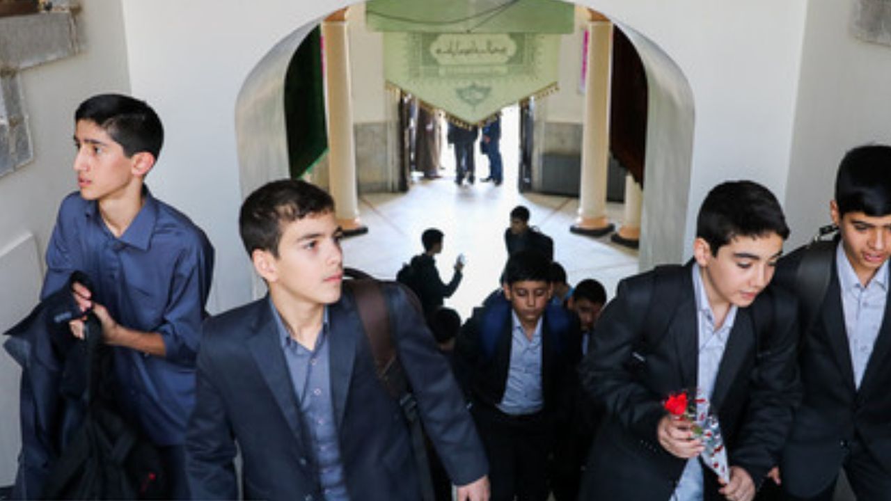 سرانه فرهنگی دانش آموزان ایرانی چقدر است؟