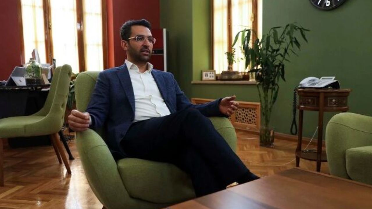 شایعه رپرتاژ 50هزار دلاری برای وزیر ارتباطات رسما تکذیب شد