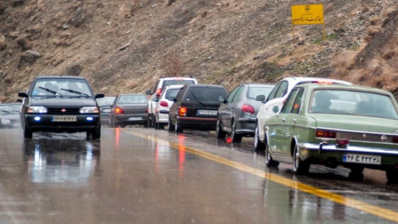 بارش باران در جاده‎‌های 7 استان/ مه گرفتگی در جاده شمال