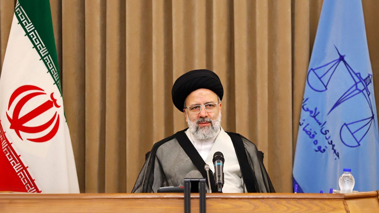 دادستان‌های ما باید به‌روز شوند/ دادستان نباید هیچ‌گونه کجی، فساد و جرمی را قبول کند/ نقش دادستان در حفظ و صیانت از جامعه از هرگونه جرم قابل توجه است