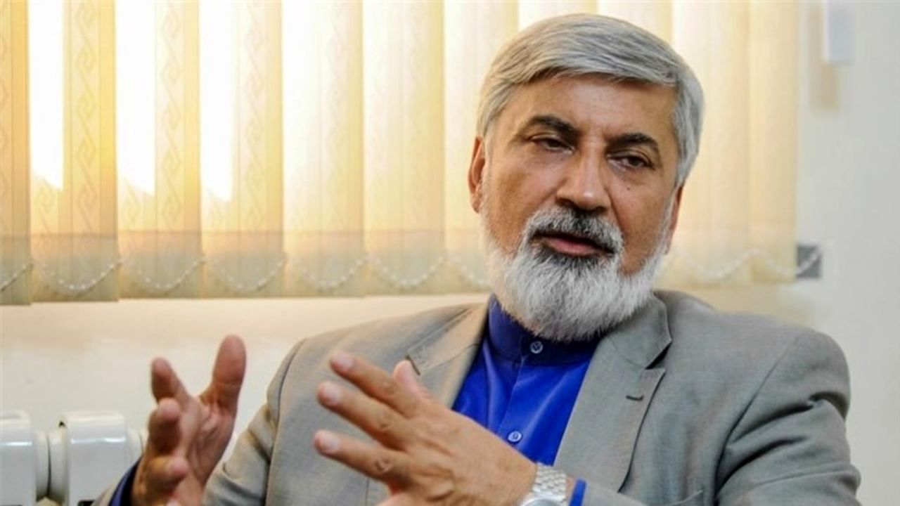 سرلیستی قالیباف گمانه‌زنی است؛ نه لیست مشخص شده، نه سرلیست/ در مورد حذف لاریجانی هیچ بحثی نشده است/ با سردی انتخابات و کاهش مشارکت روبرو هستیم / نظرسنجی‌ها نشان دهنده افت محبوبیت شدید دولت و اصلاح طلبان است