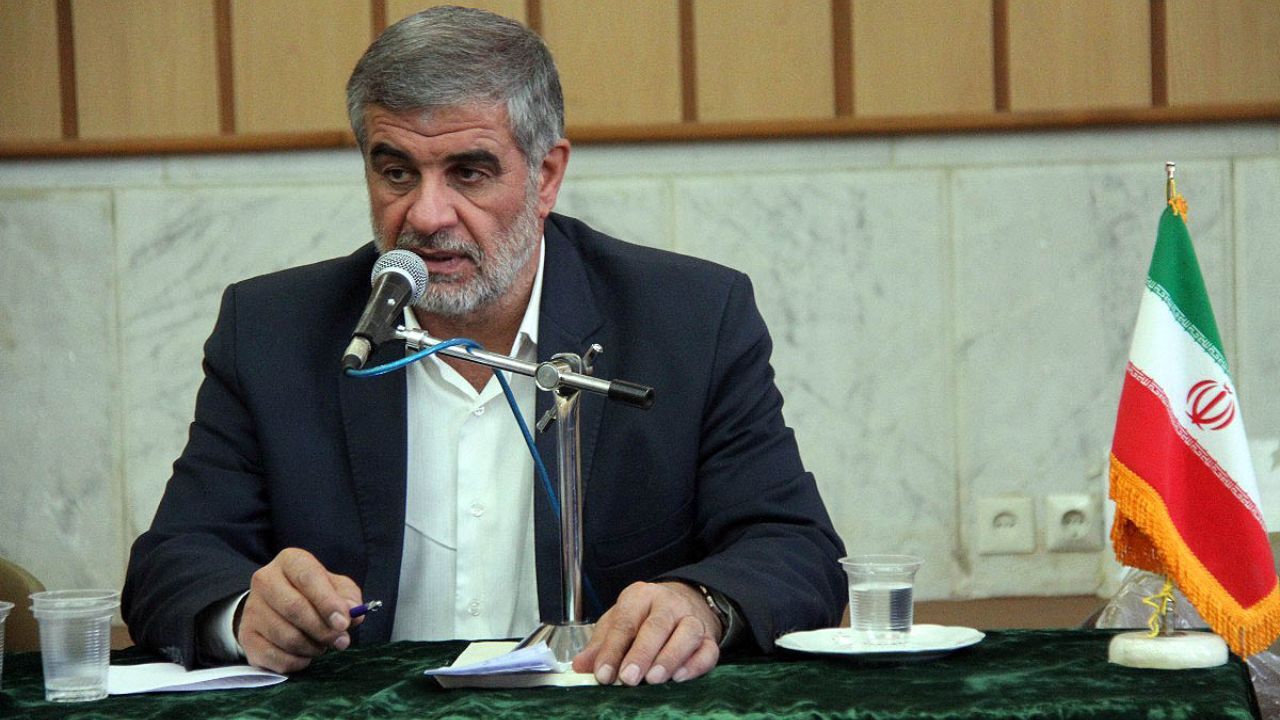 لانه جاسوسی آمریکا تسخیر نمی‌شد این انقلاب به ثمر نمی‌رسید/ بارها در موضع عراق، افغانستان و مسئله هسته‌ای با آمریکا مذاکره کردیم/ آمریکا با وجود معاهده یک‌طرفه در مسئله هسته‌ای عهدشکنی کرد/ غالب مردم معتقدند نباید به آمریکا اعتماد کرد