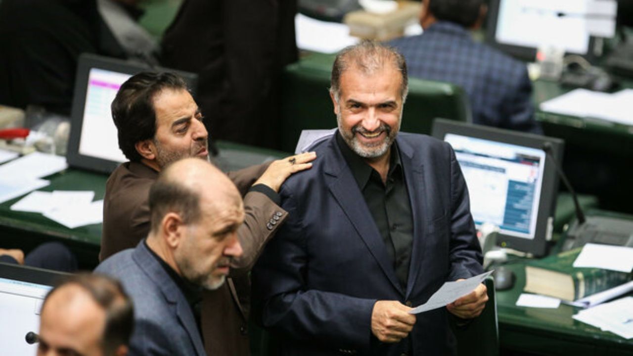 جلالی نمی‌تواند سفیر خوبی باشد/ او مرکز پژوهش‌ها را ضعیف اداره کرد