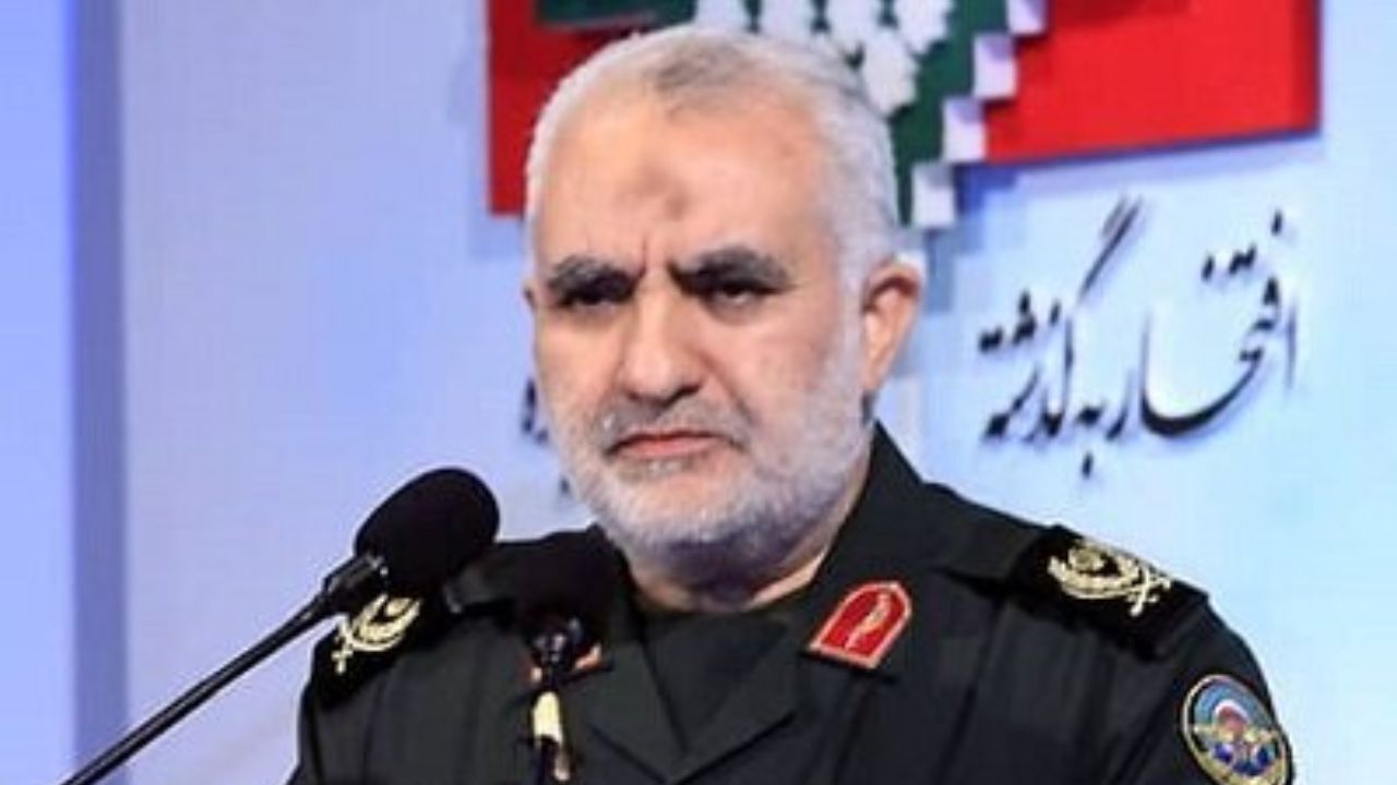 فقط با نگرش انقلابی می‌توان بر مشکلات فائق آمد